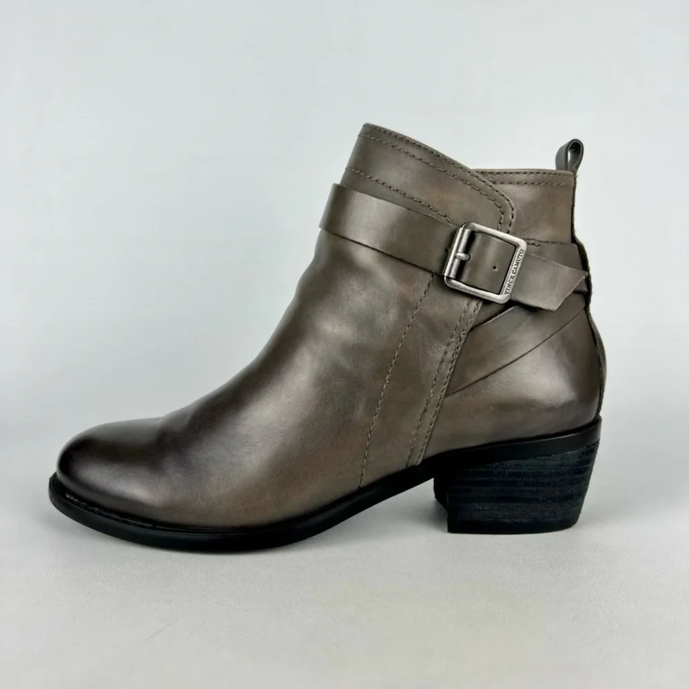 Vince Camuto vince camuto